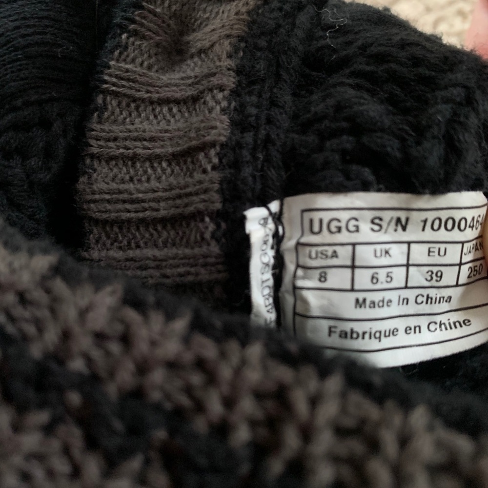 UGG Boots - Picture 3 of 3